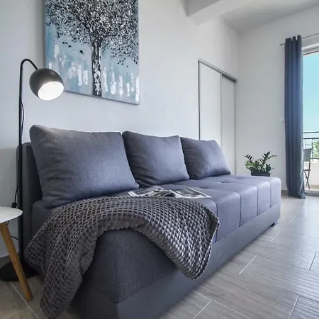 I Big Hill Μακάρσκα