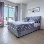 I Big Hill Apartman *
